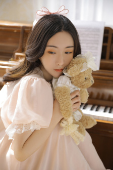 乳房悬吊术